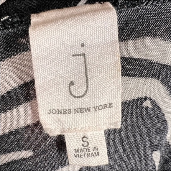 EUC Jones New York Drape Neck Top - Picture 9 of 10